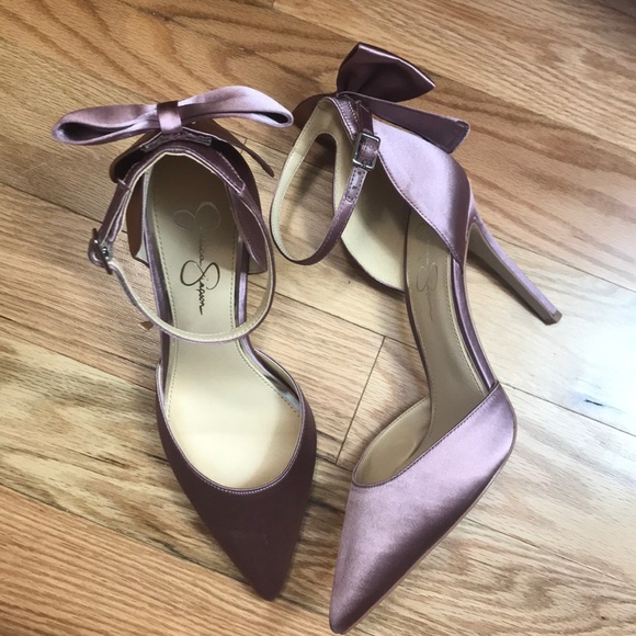 jessica simpson polla pump